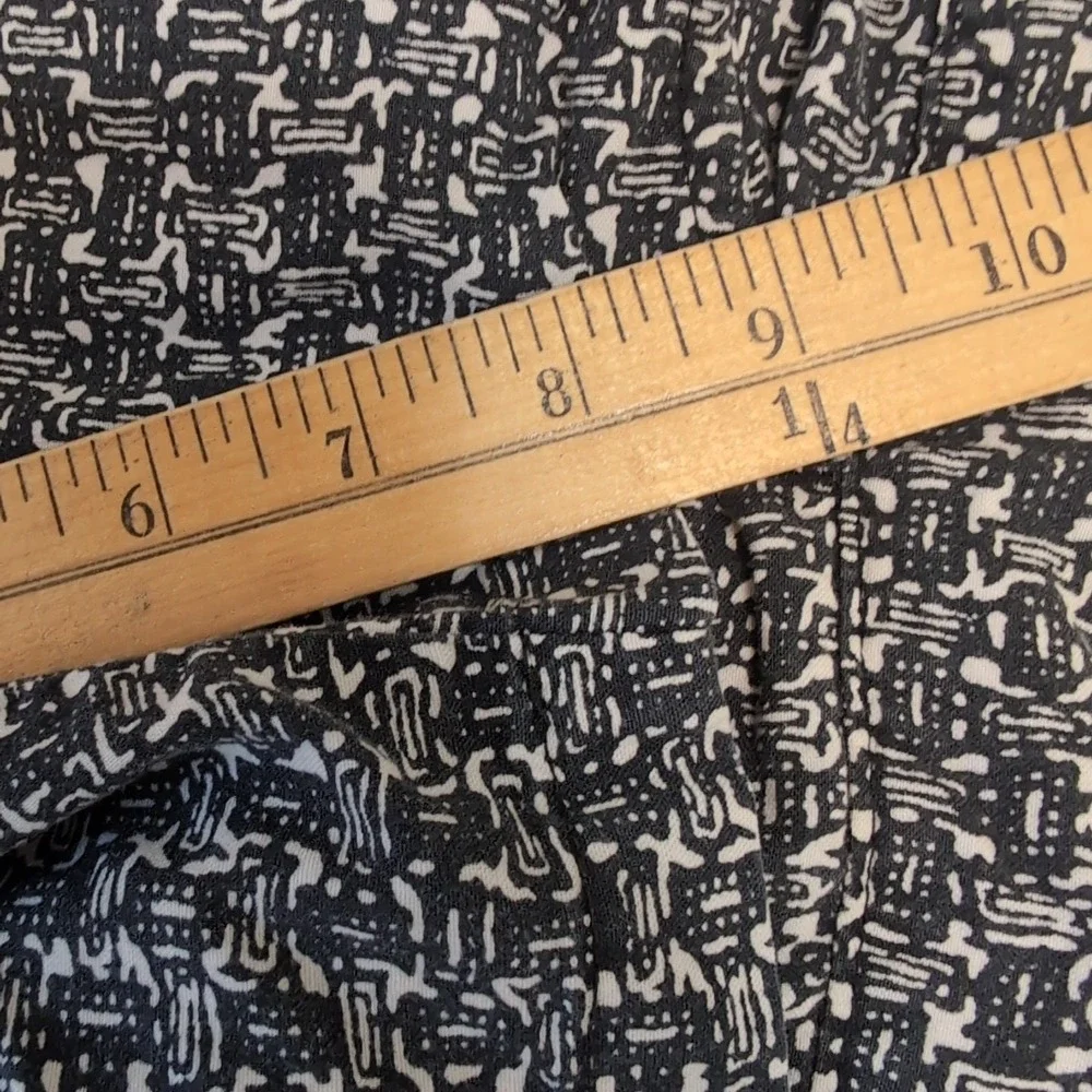 J Crew Club Shorts Mens 34x9 Black Geometric Pattern Cotton‎ Chino